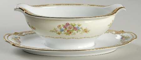 N216 Gravy Boat with Attached Underplate