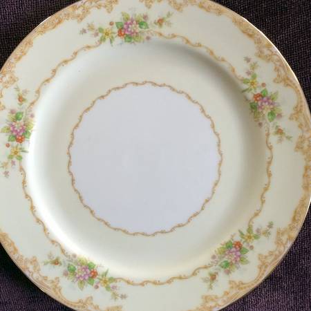 N221 by Noritake