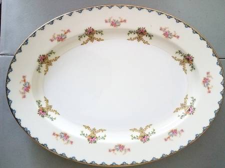 N229 16" Oval Serving Platter