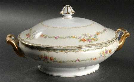 N233 Round Covered Vegetable
