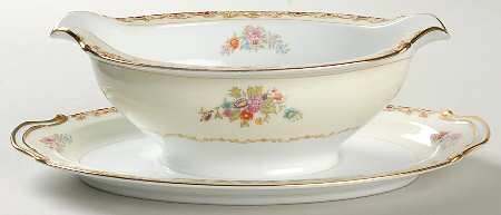 N234 Gravy Boat with Attached Underplate