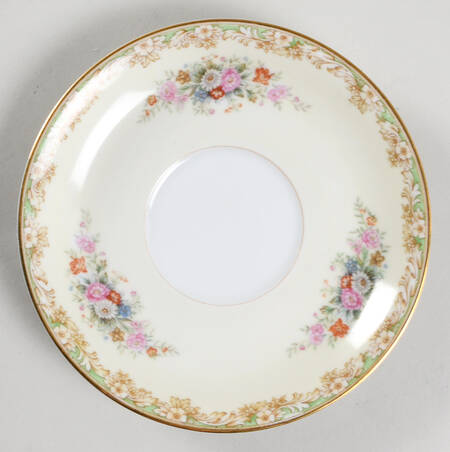 N235 Saucer