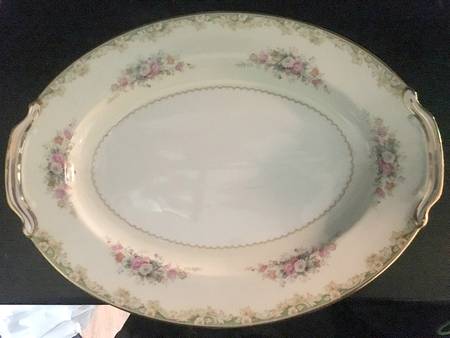 N235 16" Oval Serving Platter