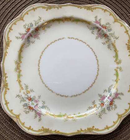 N240 Square Salad Plate