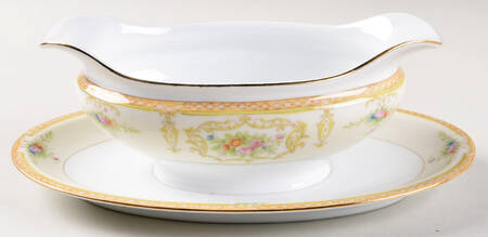 N252 Gravy Boat with Attached Underplate