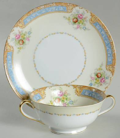 N273 Footed Cream Soup Bowl & Saucer Set