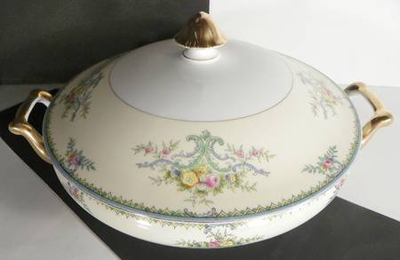N283 Round Covered Vegetable