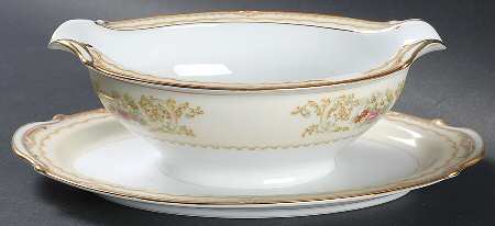 N298 Gravy Boat with Attached Underplate