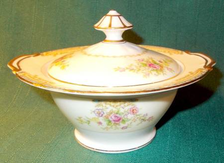 N299 Sugar Bowl & Lid