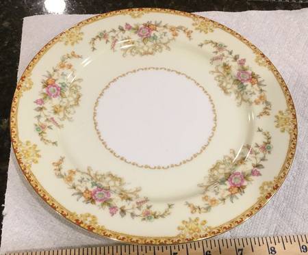 N31 Luncheon Plate