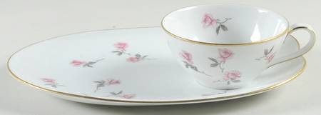 1382 Snack Plate & Cup Set
