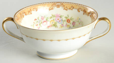 N319 Footed Cream Soup Bowl
