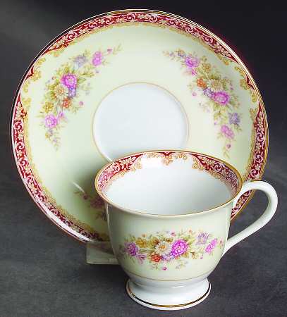 N328 Footed Demitasse Cup & Saucer Set