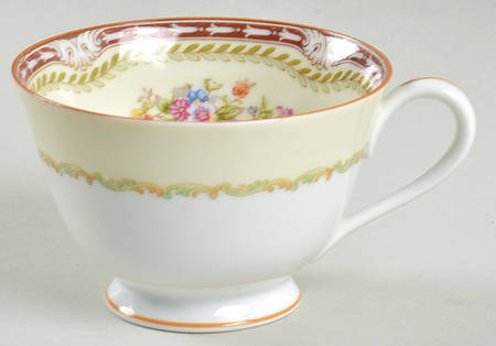 N346 Footed Cup