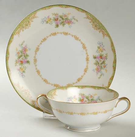 N355 Footed Cream Soup Bowl & Saucer Set