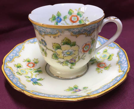 N37 Footed Demitasse Cup & Saucer Set