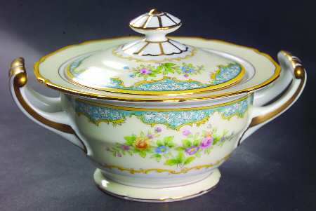 N37 Sugar Bowl & Lid