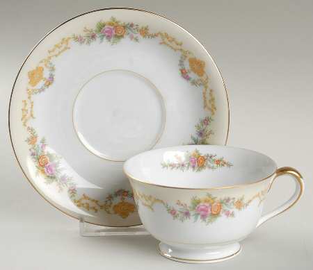 N38 Footed Cup & Saucer Set