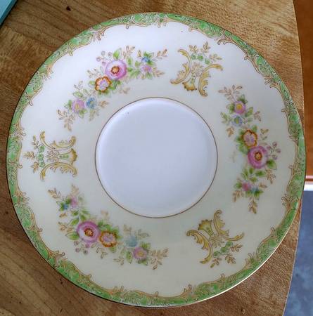 N383 Saucer