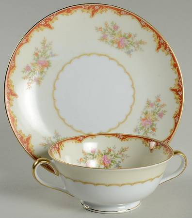 N393 Footed Cream Soup Bowl & Saucer Set