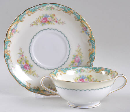 N406 Footed Cream Soup Bowl & Saucer Set
