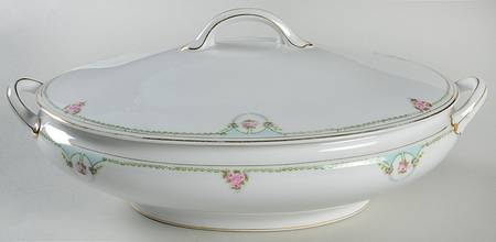 N41 Oval Covered Vegetable