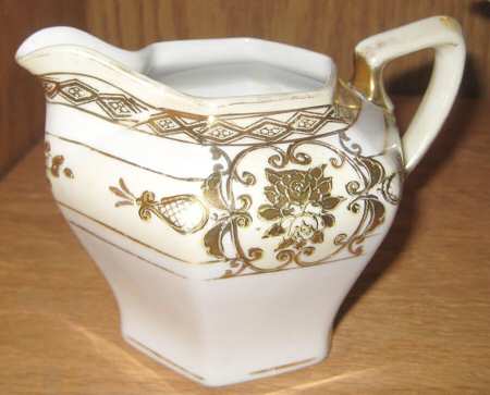 N417 Creamer
