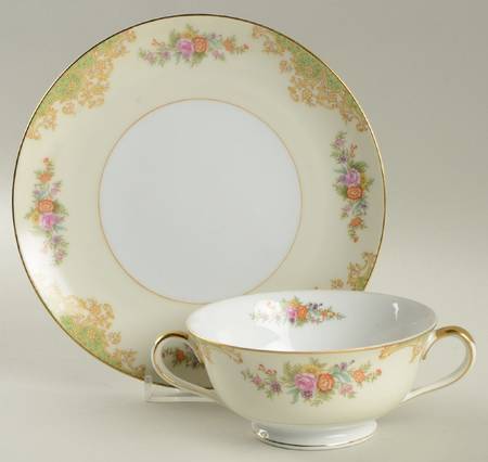 N437 Footed Cream Soup Bowl & Saucer Set