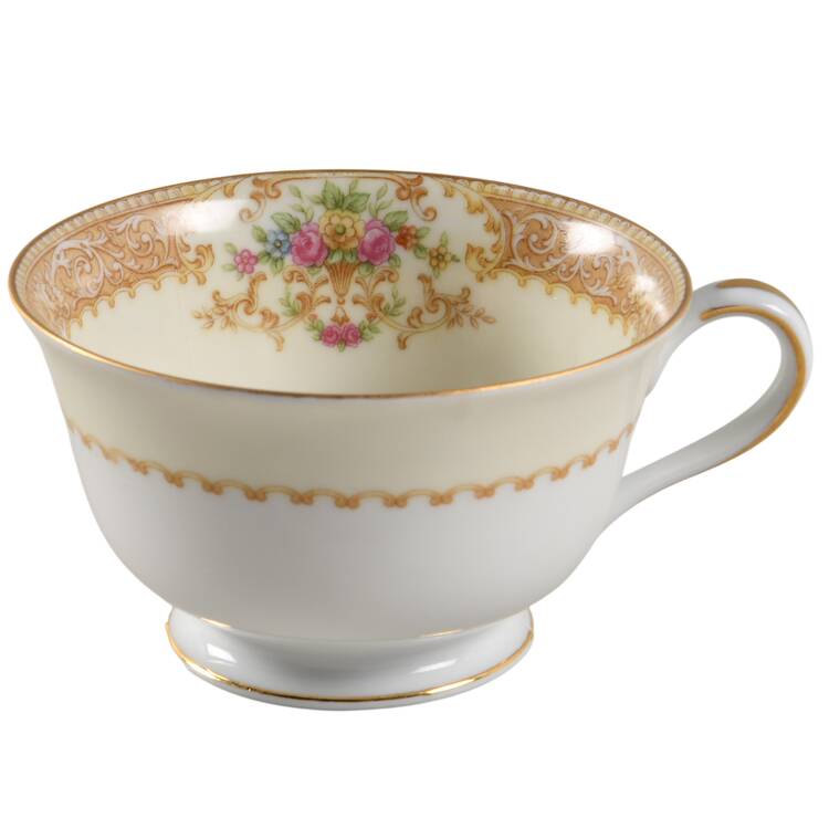 N449 Footed Cup