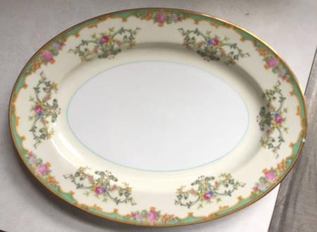 N454 11" Oval Serving Platter