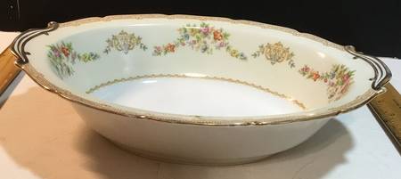N455 10" Oval Vegetable Bowl