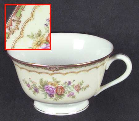 N468 Footed Cup