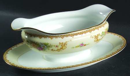 N476 Gravy Boat with Attached Underplate