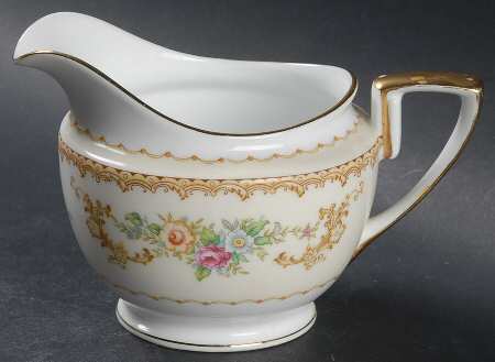 N476 Creamer