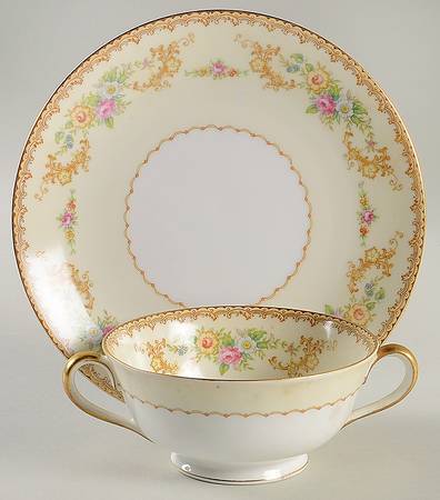 N476 Footed Cream Soup Bowl & Saucer Set