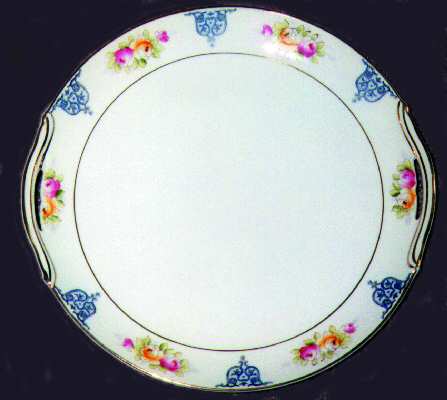N495 Handled Cake Plate