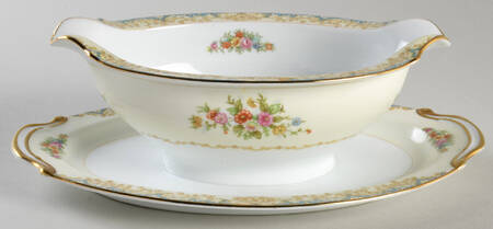 N50 Gravy Boat with Attached Underplate