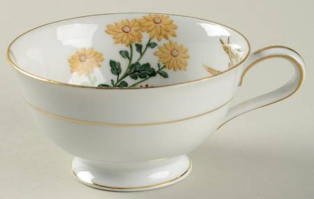 N509 Footed Cup