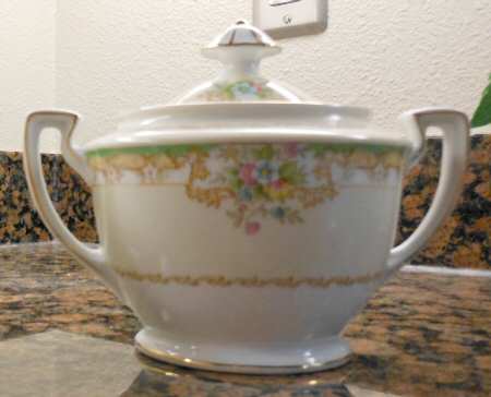 N516 Sugar Bowl & Lid