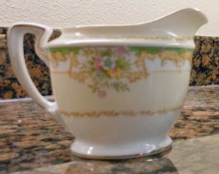 N516 Creamer