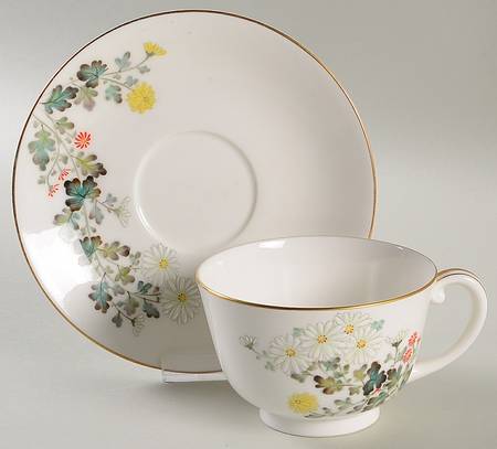 N53 Footed Cup & Saucer Set