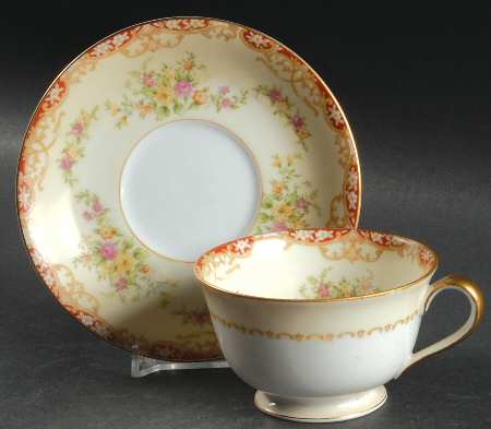 N55 Footed Cup & Saucer Set