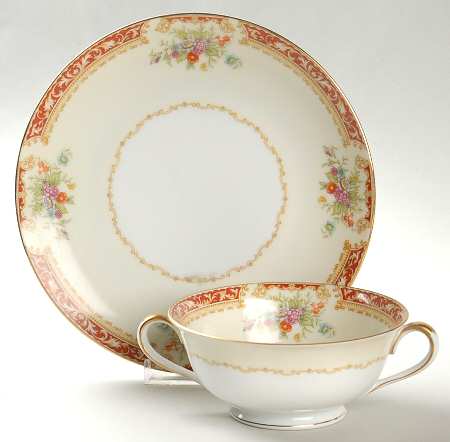 N56 Footed Cream Soup Bowl & Saucer Set