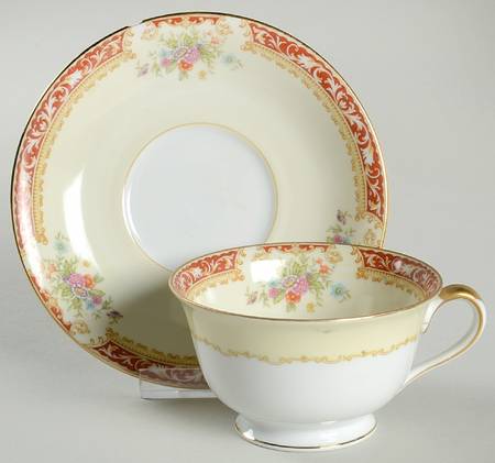N56 Footed Cup & Saucer Set