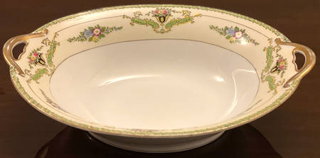 N578 9" Oval Vegetable Bowl