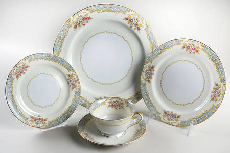N60 5 Piece Place Setting