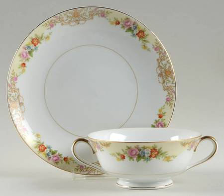 Mystery #117 Footed Cream Soup Bowl & Saucer Set