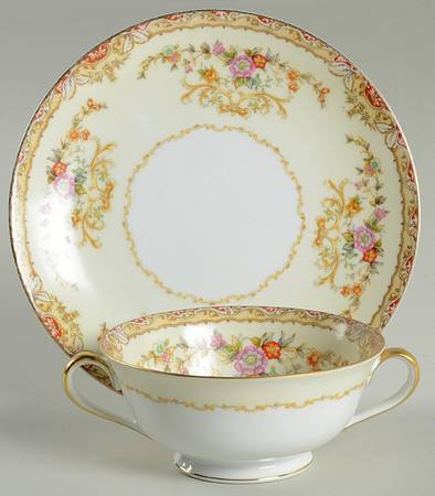 N62 Footed Cream Soup Bowl & Saucer Set