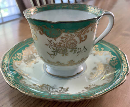 N637 Footed Demitasse Cup & Saucer Set