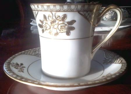 N645 Chocolate Cup & Saucer Set